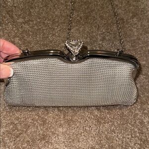 KATE LANDRY silver metallic mesh rhinestone evening purse formal event. B8